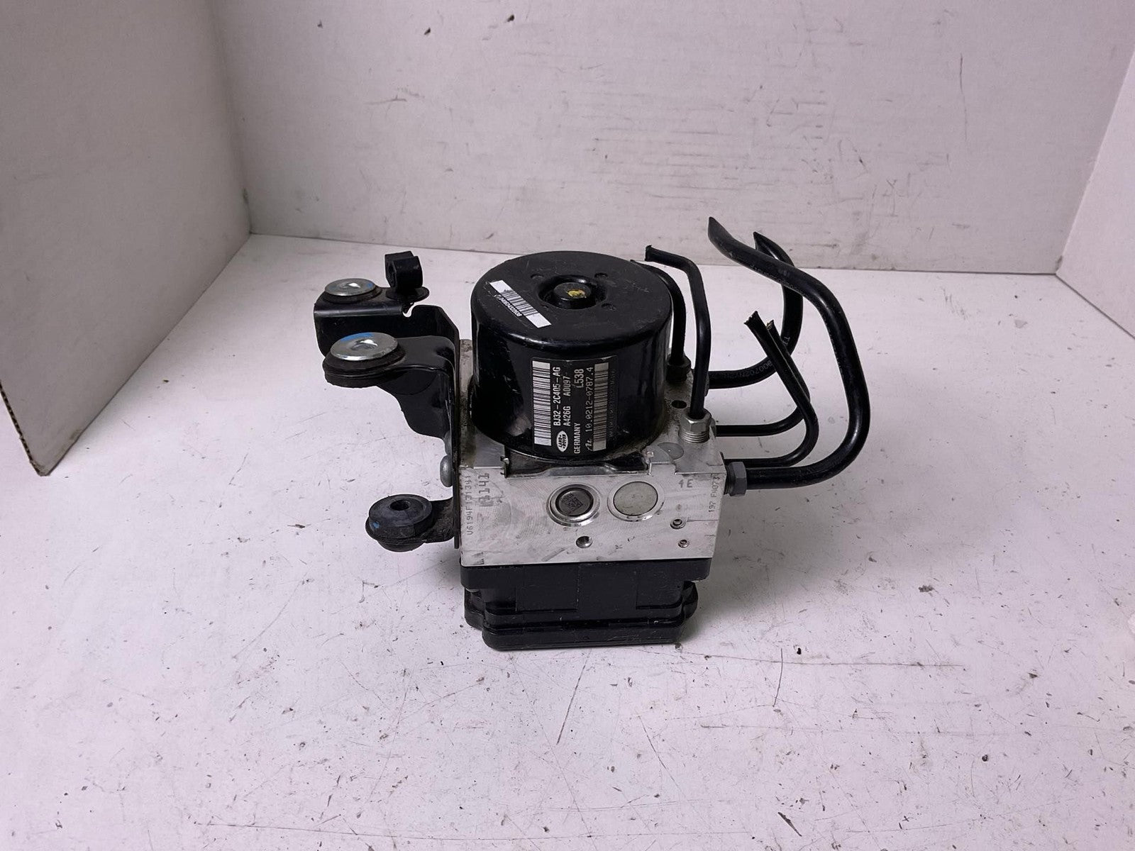 Anti-lock Brake Parts RANGE ROVER EVOQUE 12 130